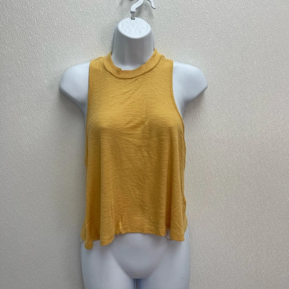 Tank top - Picture 1 of 2
